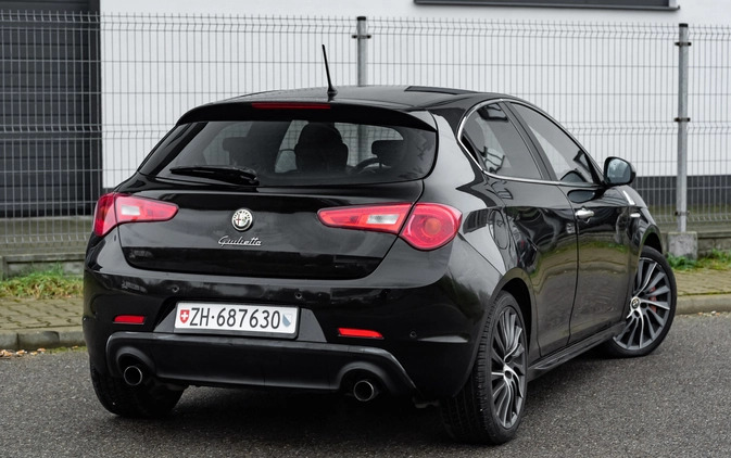 Alfa Romeo Giulietta cena 38900 przebieg: 180000, rok produkcji 2010 z Wyszków małe 562